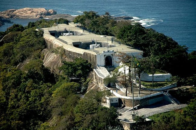 FORTE DO LEME: CAMINHADA E NATUREZA