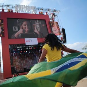 Arena na Praça Mauá: Shows e Futebol